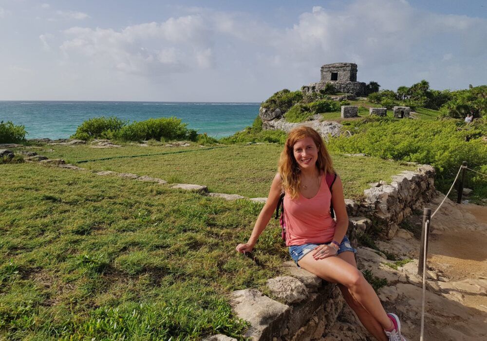 Exploradora de suscriptores olvidados, recuperando tesoros perdidos en plataformas recónditas.